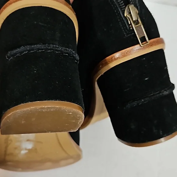 Ugg black suede open toe shooting zip back - Picture 8 of 9